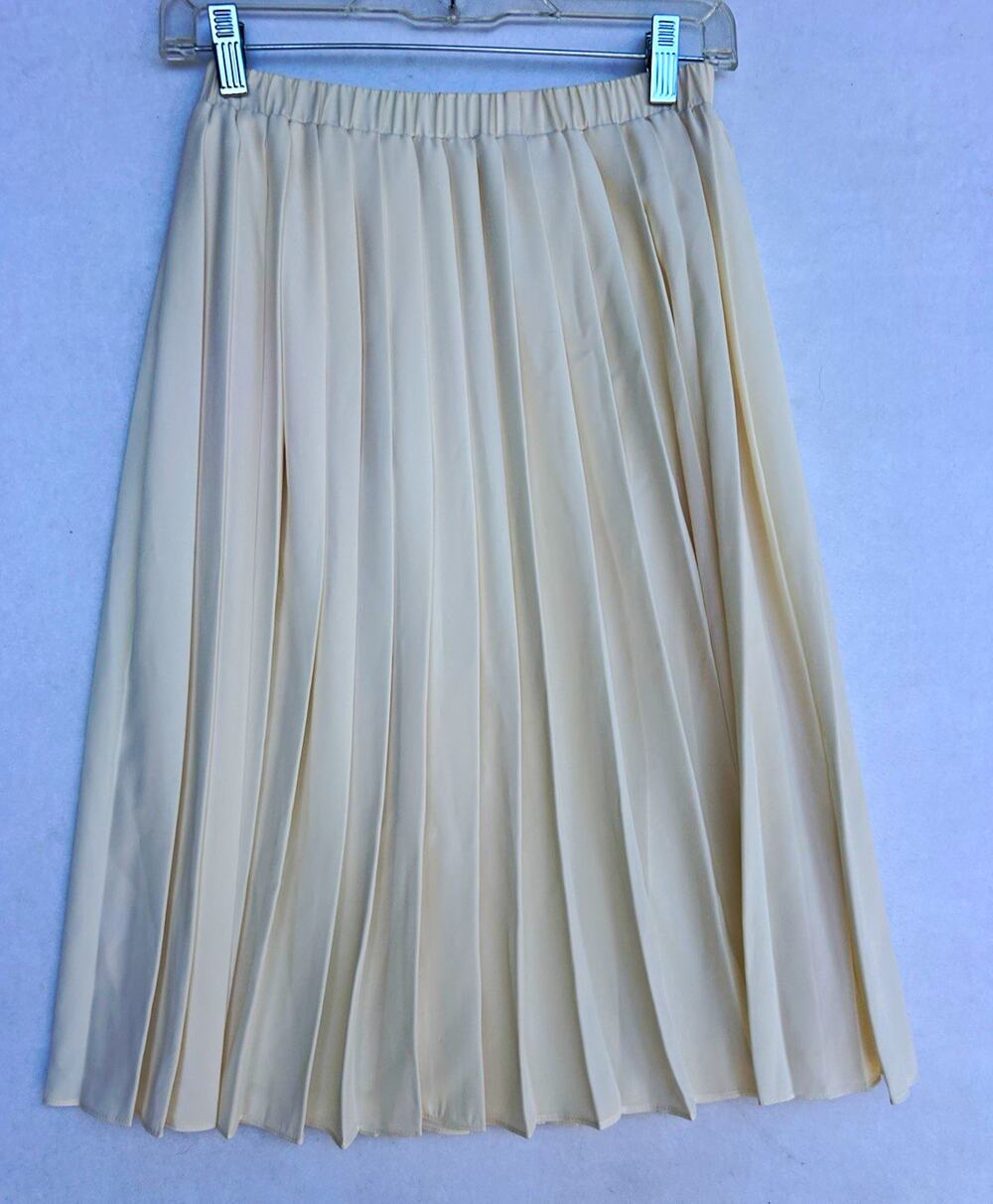 Vintage Flagg Petites Cream Pleated Midi Skirt Size 6P Made in USA